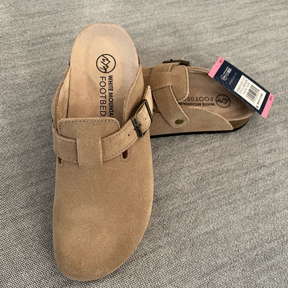 White Mountain Women's Brown Suede Clogs NWT